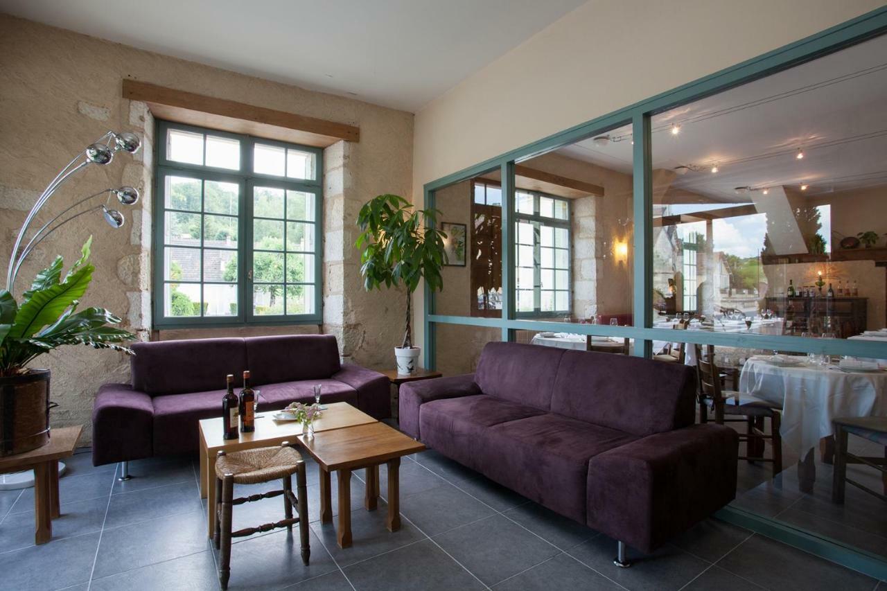 Le Lion D'Or Hotel Manzac-sur-Vern Exterior photo